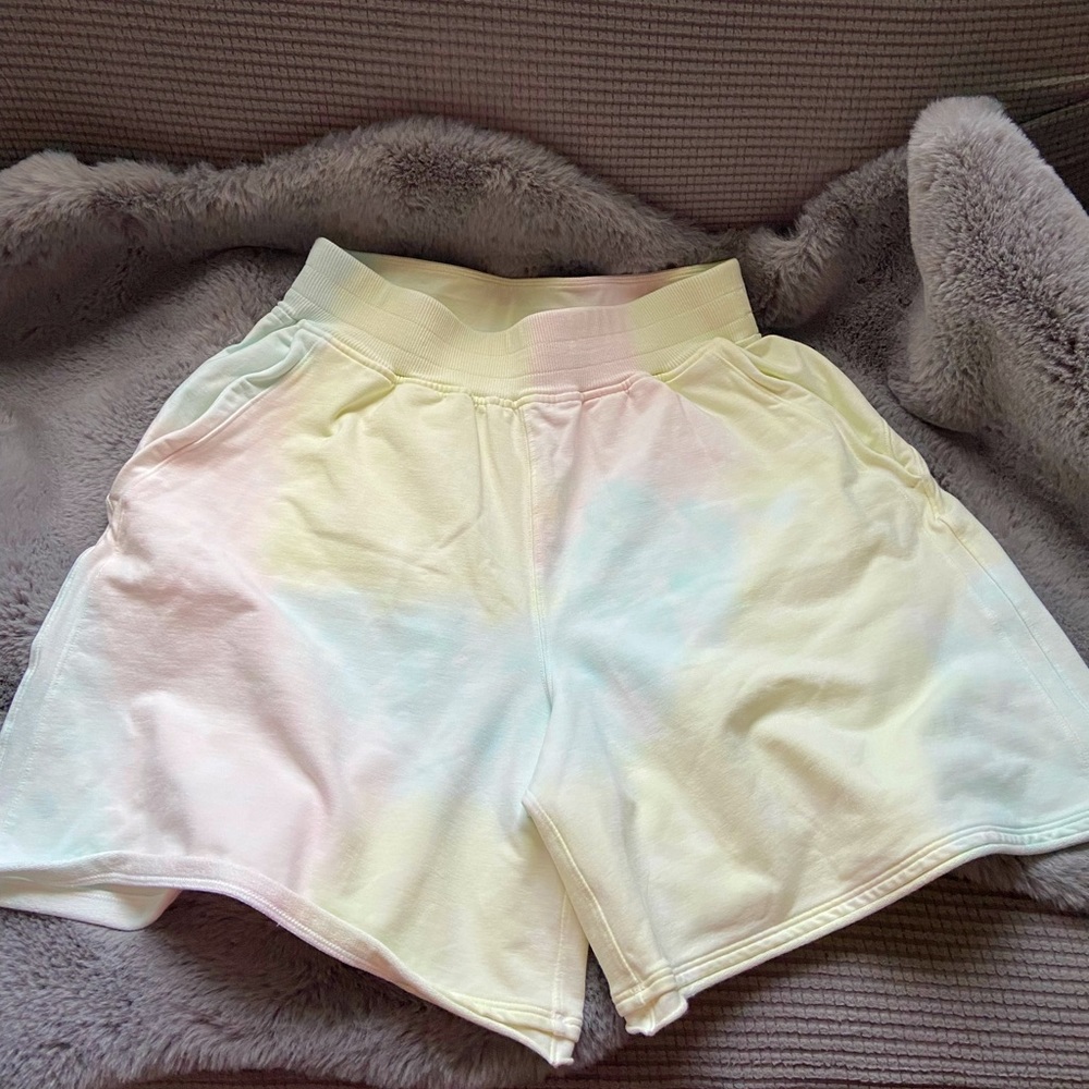 Lululemon French Terry High Rise long shorts